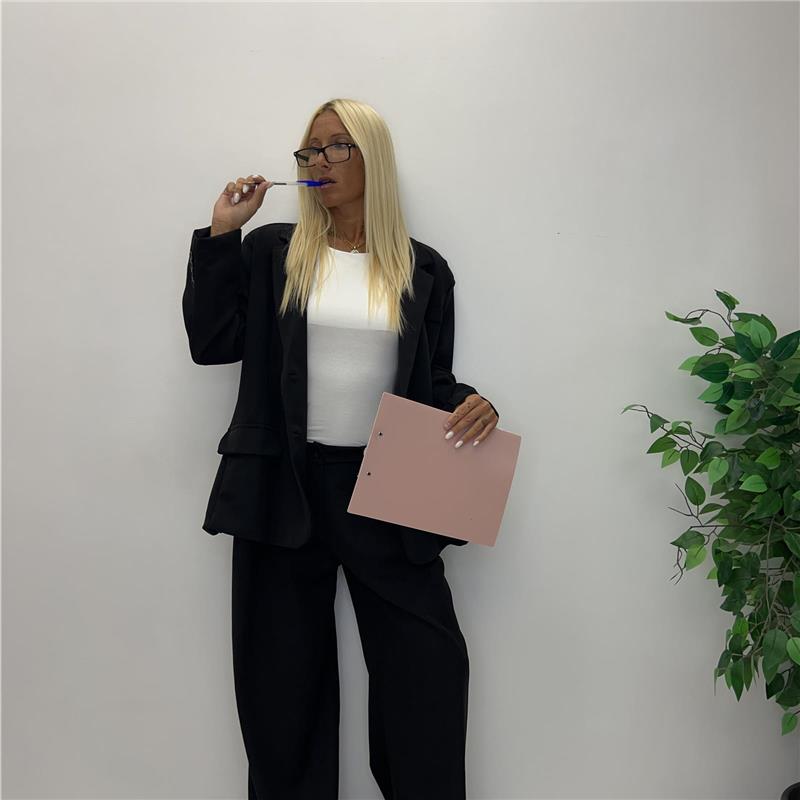 completo giacca over e pantalone palazzo black